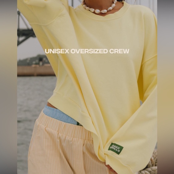 Daily Drills Unisex Oversized Crew - Lemonade - Picture 2 of 3